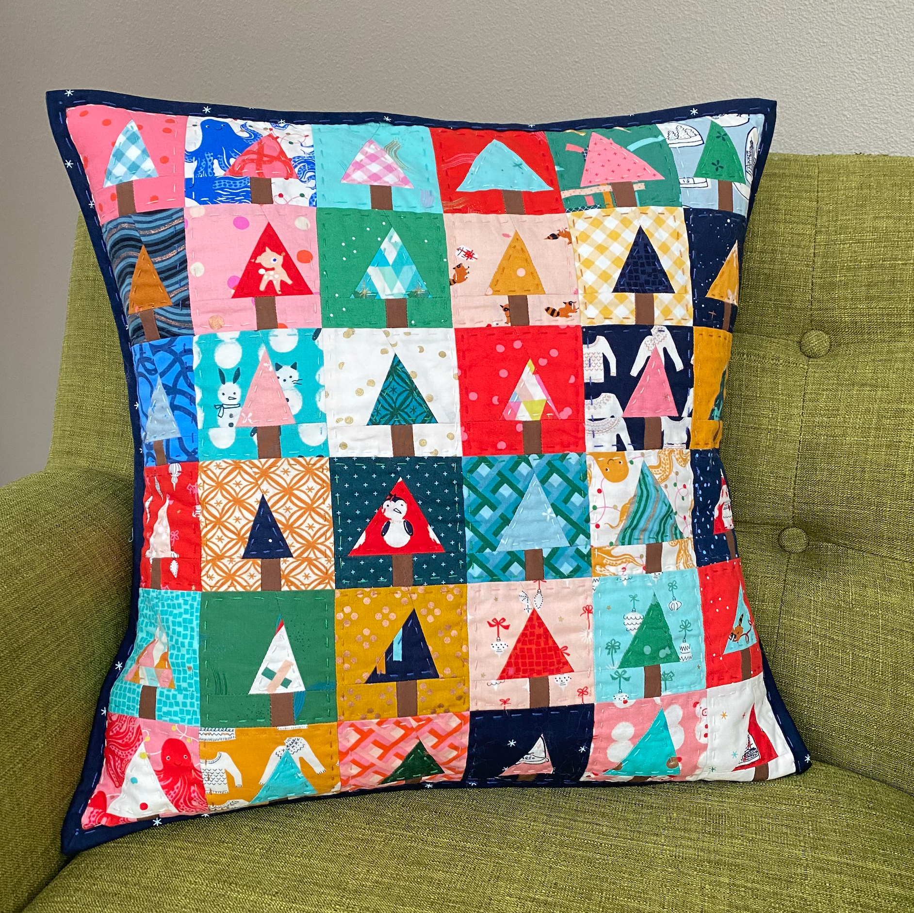 Pillo Tree Mini Modern Tree Pillow