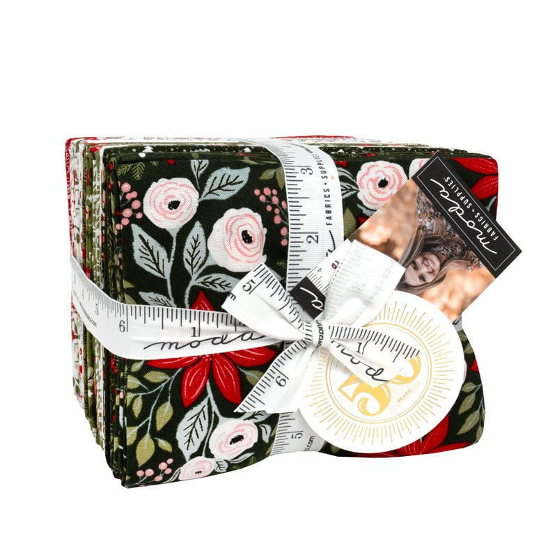 Berry and Pine: Fat Quarter Bundle - 32 pcs