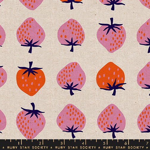 CANVAS: Strawberry in Natural