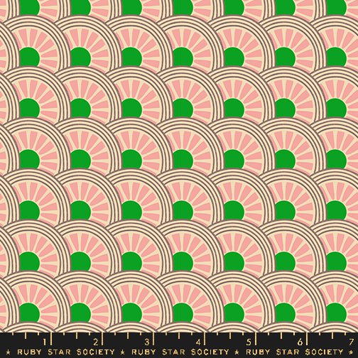 Favorite Flowers: Daisy Wheel in Verdant