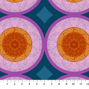 Perennial Border: Doily in Amber