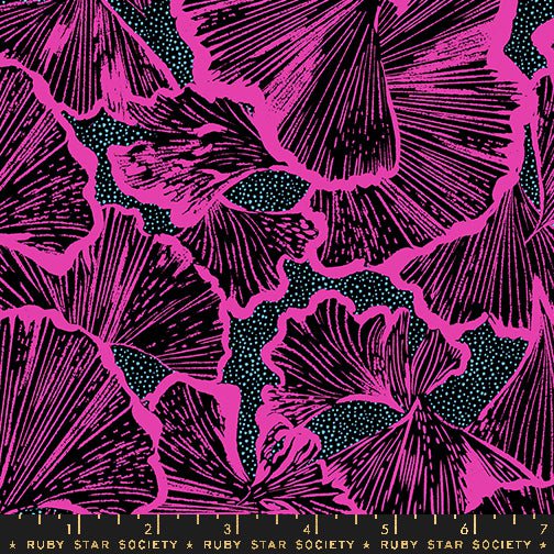 Glow Garden: Ginko in Black