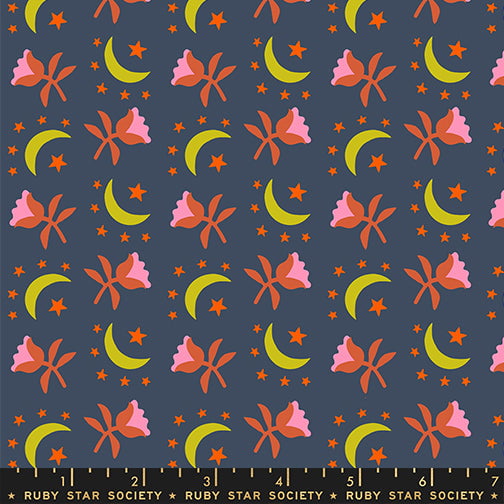 Catnap: Moonflower in Smoke