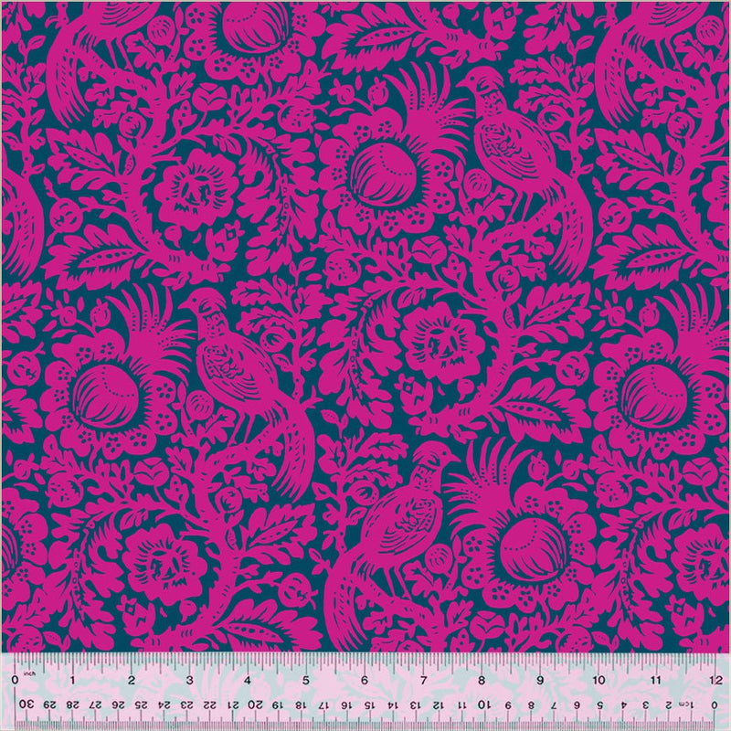 West Palm Beach: Rachael Daisy in Magenta