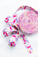 Webbing: Pixels 1" wide