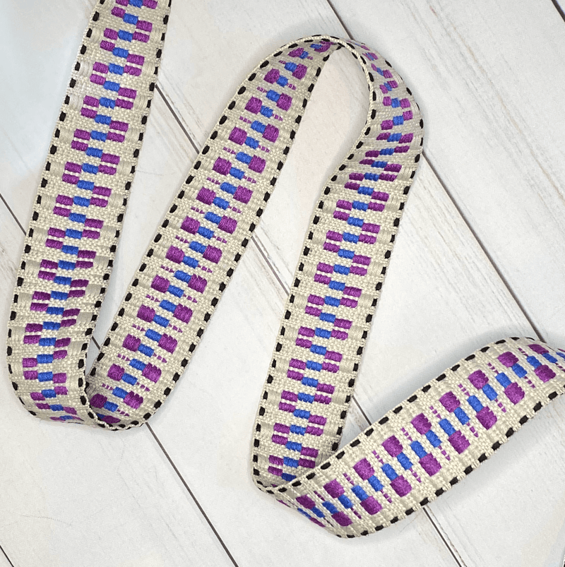 Zig Zag Webbing: Royalty