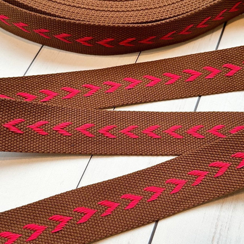 Arrow Webbing: Coffee & Strawberries