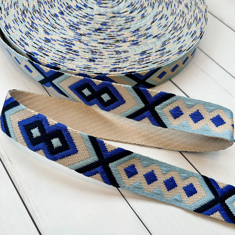 Webbing: XOXO in Blues